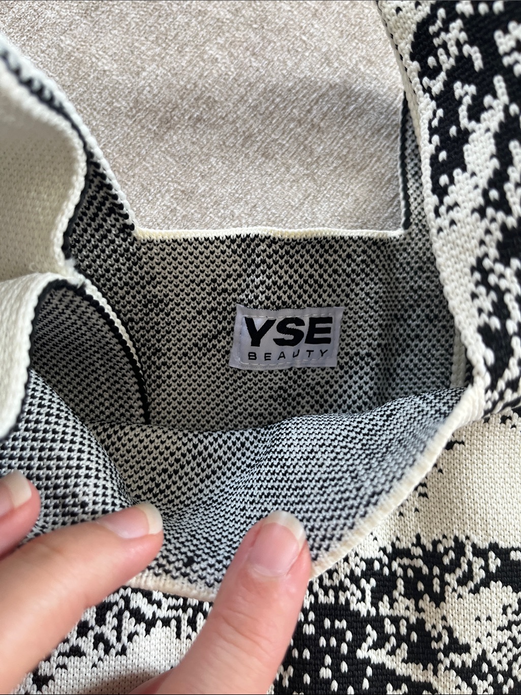 Yse Beauty Le Petit Palm Wristlet Pouch In Black And White — image 2 of 4